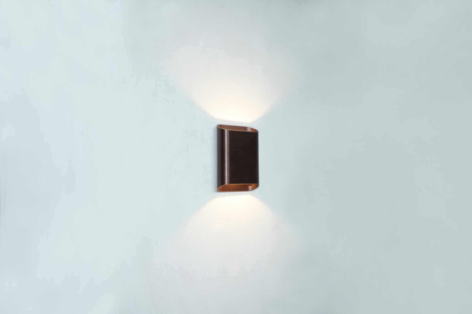Artdelight Diaz Small - Wandleuchte - 4 X 10 X 15 Cm - 2 X 3W Led Inkl. - IP54 - Gebürstete Bronze
