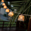 New Garden Aurora - solarbetriebene Lichtergirlande - 8 Meter Girlande inklusive 3 Meter Schnur - 10 LED-Birnen inklusive - IP44 - Rattan