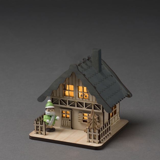 Konstsmide Weihnachtsbeleuchtung - batteriebetriebenes Holzhaus - 12 x 11 x 12 cm - braun