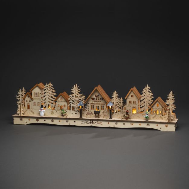 Konstsmide Weihnachtsbeleuchtung - batteriebetriebenes Holzdorf - 78 x 9 x 18,5 cm - braun