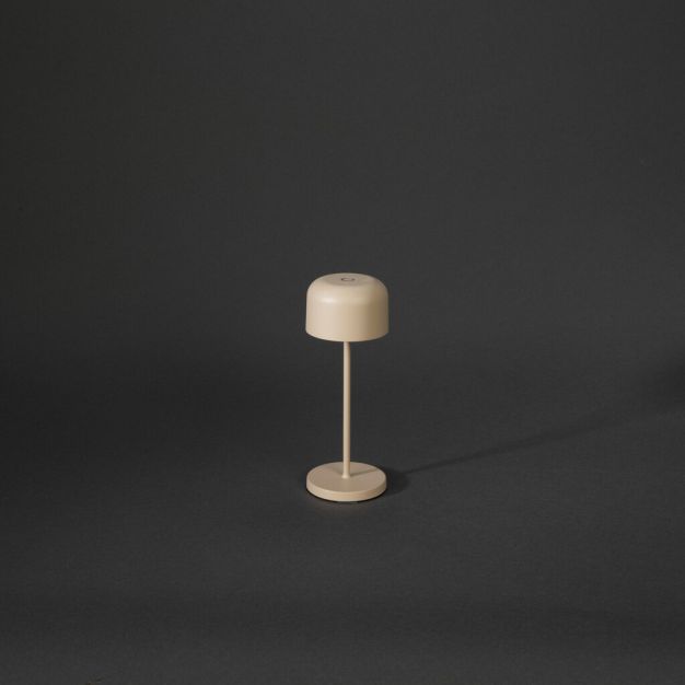Konstsmide Lille mini - kabellose Outdoor-Tischleuchte mit Ladestation - Ø7,5 x 20 cm - 2,5W dimmbare LED inkl. IP54 - beige