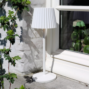 Lucide Justine - kabellose Outdoor-Tischleuchte mit Ladestation - Ø 13,5 x 38 cm - 2W dimmbare LED inkl - IP54 - weiß
