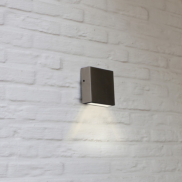 Lutec Gemini XF - Wandleuchte - 11 x 3.8 x 11 - 9.5W LED inkl - IP54 - Edelstahl - weiß