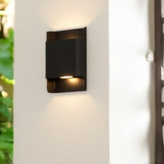 Nova Luce Polly - Außenwandleuchte - 13 x 18 x 5,5 cm - 10W LED inkl. - IP54 - Sand schwarz
