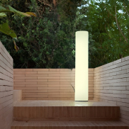 New Garden Fity 100 Battery - wiederaufladbare Stehleuchte für den Außenbereich mit Solarpanel und Fernbedienung - Ø 19 x 100 cm - 10W RGB LED inkl. - IP65 - weiß