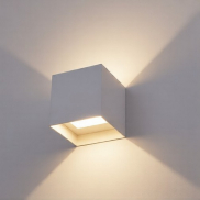 Nova Luce Epic - Außenwandleuchte - 15 x 15 x 15 cm -  2x 10W LED inkl. - IP54 - Weiß
