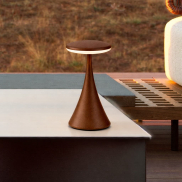 Nova Luce Elbo - wiederaufladbare Tischleuchte für den Außenbereich - Ø 9 x 17 cm - 2W dimmbare LED inkl. - IP54 - corten