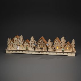 Konstsmide Weihnachtsbeleuchtung - batteriebetriebenes Holzdorf - 78 x 9 x 18,5 cm - braun