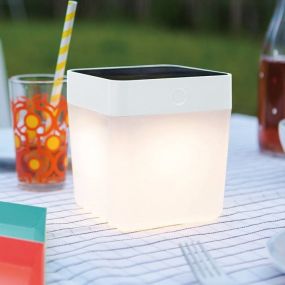 Lutec Table Cube - Solar-Tischleuchte für den Außenbereich - 12 x 12 x 13 cm - 3 Stufen Dimmer - 1W LED inkl. - IP44 - weiß