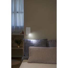 Faro Suau - Wandleuchte mit Schalter - 9,5 x 14 x 17 cm - 3W LED inkl. - matt weiß