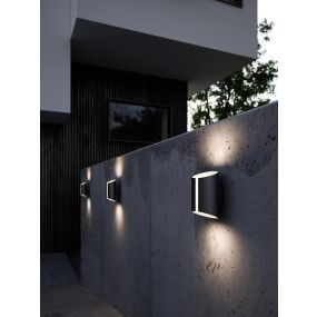 Nordlux Smart Grip - Wandleuchte - intelligente Beleuchtung - 9,7 x 15 x 18 cm - 9W LED inkl - IP54 - schwarz