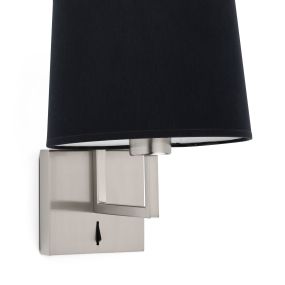 Faro Frame - Wandleuchte mit Schalter - 21,5 x 28 x 17,6 cm - schwarz und nickel matt
