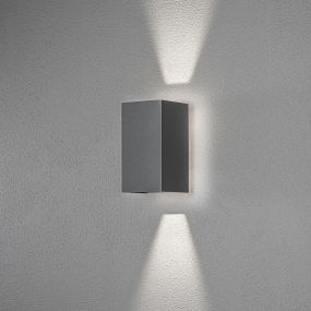 Konstsmide Cremona High Power - Außenwandleuchte mit 2 einstellbaren Lichtstrahlen - 9,5 x 11,5 x 17 cm - 9W LED inklusive - IP54 - anthrazit