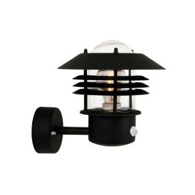 Nordlux Vejers Sensor - Außenwandleuchte mit Bewegungsmelder - 22 x 23 x 26 cm - IP54 - schwarz