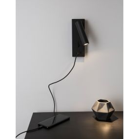 Nova Luce Fuse - Wandleuchte mit Schalter und USB-Ladegerät - 6 x 12,3 x 18 cm - 3W LED inkl. - schwarz
