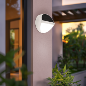 Century Italia Aura - solarbetriebene Außenwandleuchte mit Sensor - Ø 20 x 9,7 cm - 5W LED inkl. - IP54 - weiß