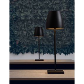 Nova Luce Colt - batteriebetriebene Tischleuchte für den Außenbereich - Ø 11 x 38 cm - 1W dimmbare LED inkl - IP44 - sand schwarz