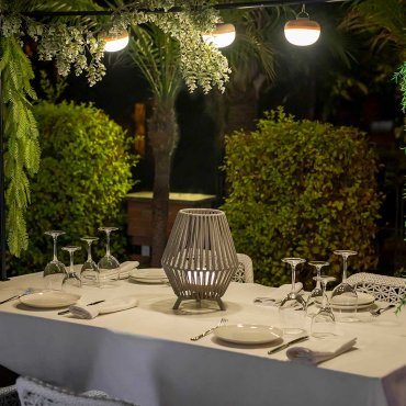 New Garden Conta 30 - Steh-/Tischleuchte für den Außenbereich mit wiederaufladbarem Leuchtmittel und Fernbedienung - 9W LED inkl - Ø 25,5 x 32,5 cm - IP54 - grau