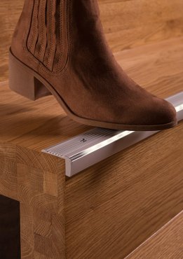 KLUS STEKO - LED-Profil - 4,3 x 2,2 cm - schwarz