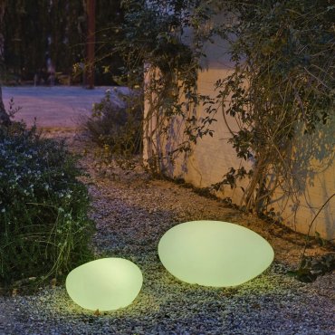 New Garden Petra - solarbetriebene wiederaufladbare Tischleuchte für den Außenbereich - 40 x 29 x 20 cm - IP65 - weiß - RGB + weiße Lichtfarbe