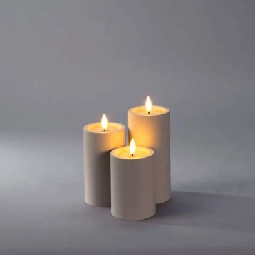 Konstsmide - LED Blockkerze mit Batterie und Flackerflamme - Ø 7 x 12 cm - IP44 - beige