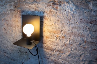 ETH Magneto - wandleuchte mit schalter und USB-Stecker - 20 x 25 cm - schwarz