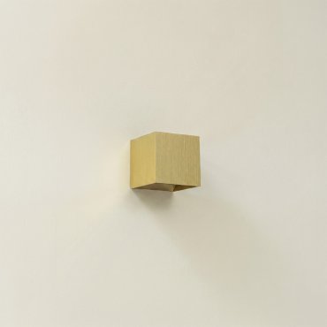 Artdelight Gymm - Wandleuchte - 10 x 10 x 10 cm - matt gold