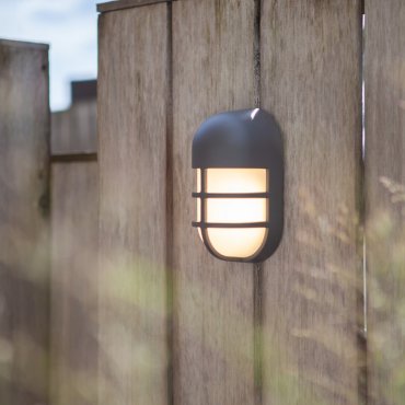 Lutec Bullo - Außenwandleuchte - 10,2 x 8,6 x 19,3 cm - 14,5W LED inkl. - IP54 - dunkelgrau