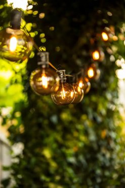 Konstsmide - dekorative Lichtschnur mit Dimmfunktion - Starterset - 9,15 Meter Länge plus 10,85 Meter Schnur - 10 austauschbare LED-Lampen inkl. - 7W - IP44 - schwarz