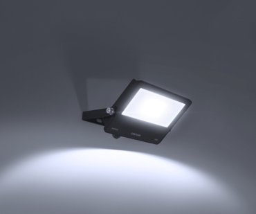 Century Italia Porteo CCT - Strahler - 22,4 x 3,6 x 20,3 cm - 40W LED inkl - einstellbare Lichtfarbe - IP65 - schwarz