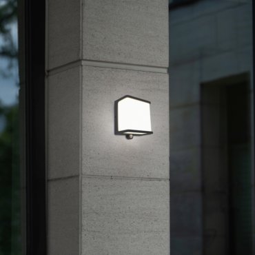 Lutec Doblo - Außen-Solar-Wandleuchte mit Bewegungsmelder - 17 x 15 x 9 cm - 12W LED inkl. - IP44 - dunkelgrau