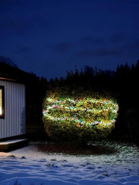 Konstsmide Weihnachtsbeleuchtung - LED-Lichtergirlande - 8,78 m - 400 x 0,015W inkl - IP44 - 2100K - schwarz