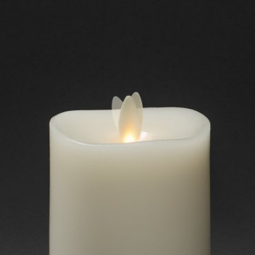 Konstsmide - Batteriebetriebene LED-Wachskerze mit flackernder Flamme - Ø 7,6 x 16,5 cm - cremefarben