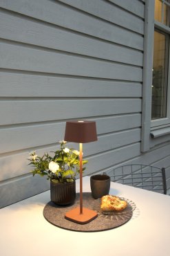 Konstsmide Capri - Außen-Tischleuchte - 10 x 10 x 36 cm - 2,2W dimmbar bis warm LED inkl - wiederaufladbar - IP54 - terracotta