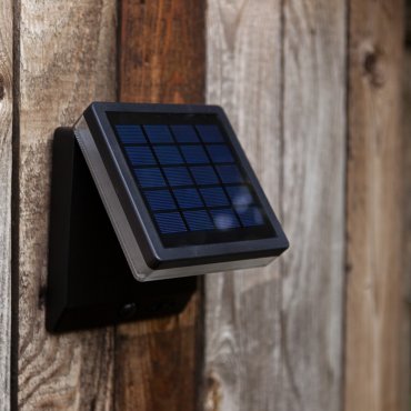 Lutec Moze - Außen-Solar-Wandleuchte mit Bewegungsmelder - 19 x 14 x 15 cm - 8W LED inkl - IP44 - schwarz