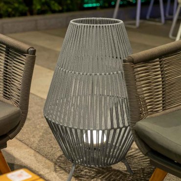 New Garden Conta 70 - Steh-/Tischleuchte für den Außenbereich mit wiederaufladbarem Leuchtmittel und Fernbedienung - 9W LED inkl - Ø 48 x 72 cm - IP54 - grau