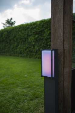 Lutec Qubo - Gartenpfosten - intelligente Beleuchtung - Lutec Connect - 11 x 9 x 75 cm - 16W LED inkl. - IP54 - dunkelgrau