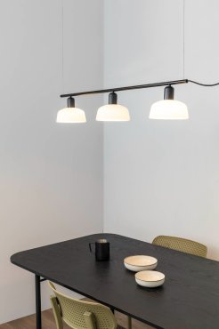 Faro Tatawin - Pendelleuchte 3L - 8,1 x 100 x 210 cm - Schwarz/Milchglas