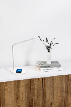 Faro Anouk - Tischleuchte - 13,5 x 35 x 40 cm - mit kabelloser Ladestation - 8W dimmbar dim to warm LED inkl - weiß
