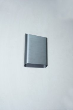 Artdelight Diaz Large - Wandleuchte - 4 x 14,5 x 20 cm - 2 x 6W LED inkl - IP65 - gebürstetes Metall