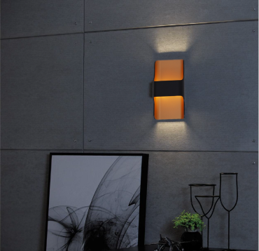 Artdelight Dallas - Wandleuchte - 16 x 7,8 x 24 cm - 2 x 8W dimmbare LED inkl - IP65 - schwarz &amp; gold