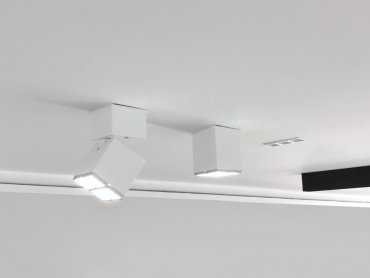 VK Lighting Kyvos - Aufbaustrahler - 6,05 x 6,05 x 8 cm - 8W LED inkl - weiß