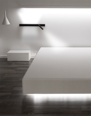 VK Lighting Bar - Wandleuchte mit Leselicht rechts - 40 x 17 x 5 cm - 3W + 2 x 6W LED inkl. - schwarz