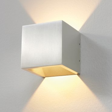 Artdelight Cube - Außenwandleuchte - 10 x 10 x 10 cm - 6W dimmbare LED inkl - IP54 - Aluminium