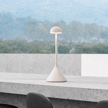 Nova Luce Dalt - wiederaufladbare Tischleuchte für den Außenbereich - Ø 9,5 x 25 cm - 1W dimmbare LED inkl. - IP54 - Sand Weiß
