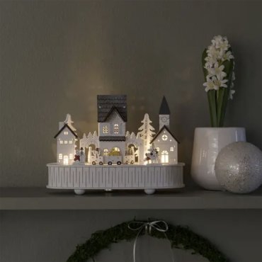 Konstsmide Weihnachtsbeleuchtung - batteriebetriebenes Holzhaus und Kirche - mit Musik - 22 x 12 x 15,5 cm - weiß