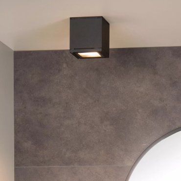 Lucide Aven - Aufbaustrahler - 9,3 x 9,3 x 9,6 cm - IP65 - schwarz