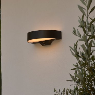 Nordlux Monay Round Solar - Außenwandleuchte mit Solarbetrieb - 25 x 7,4 x 13,3 cm - 5W LED inkl. - IP44 - schwarz