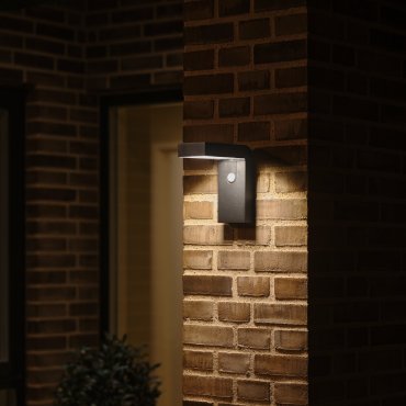 Nordlux Alya Solar - Außenwandleuchte mit Solarantrieb - 9 x 20 x 20,5 cm - 5W LED inkl. - IP44 - schwarz