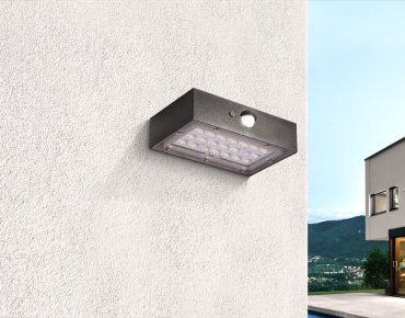 Century Italia Domino MINI - Außen-Solar-Wandleuchte mit Sensor - 9 x 3,5 x 13,7 cm - 3W LED inkl. - IP65 - schwarz